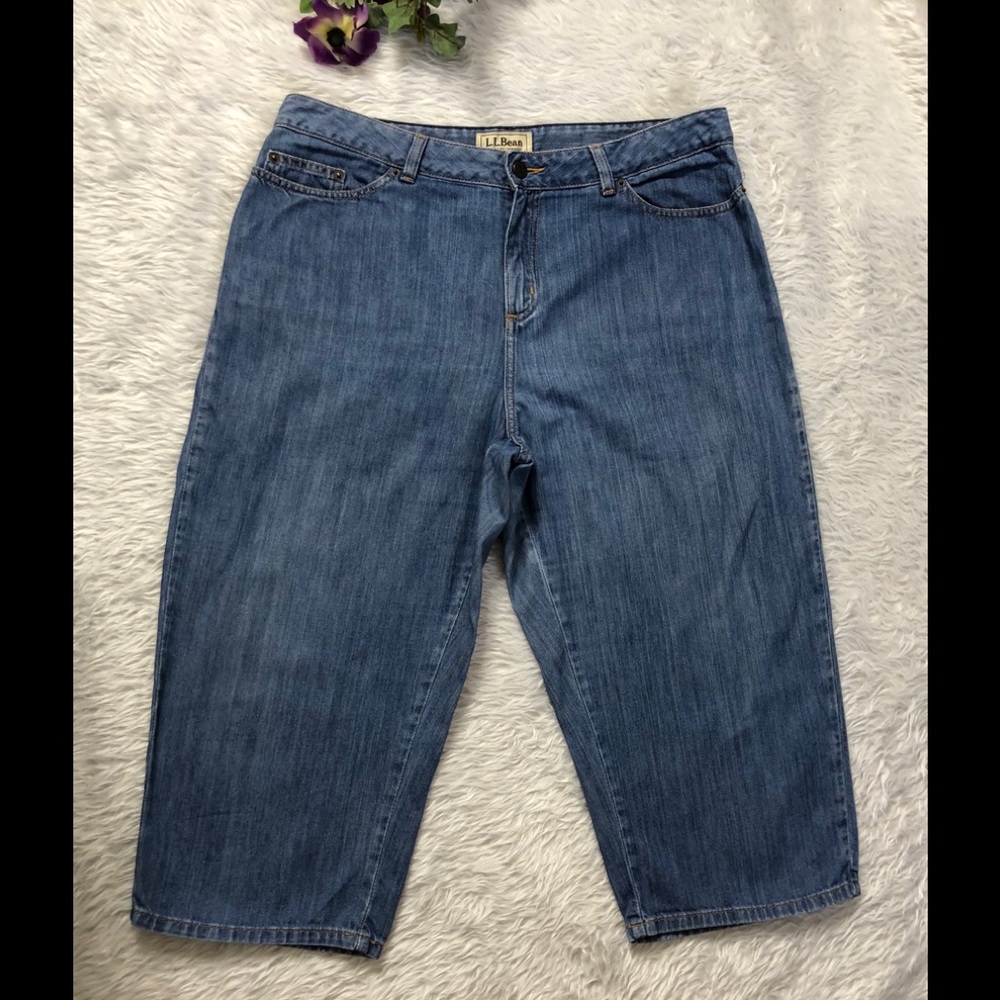 L.L.Bean classic fit Cropped jeans size 16 PET